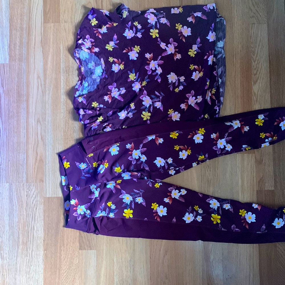Flower gym outfit